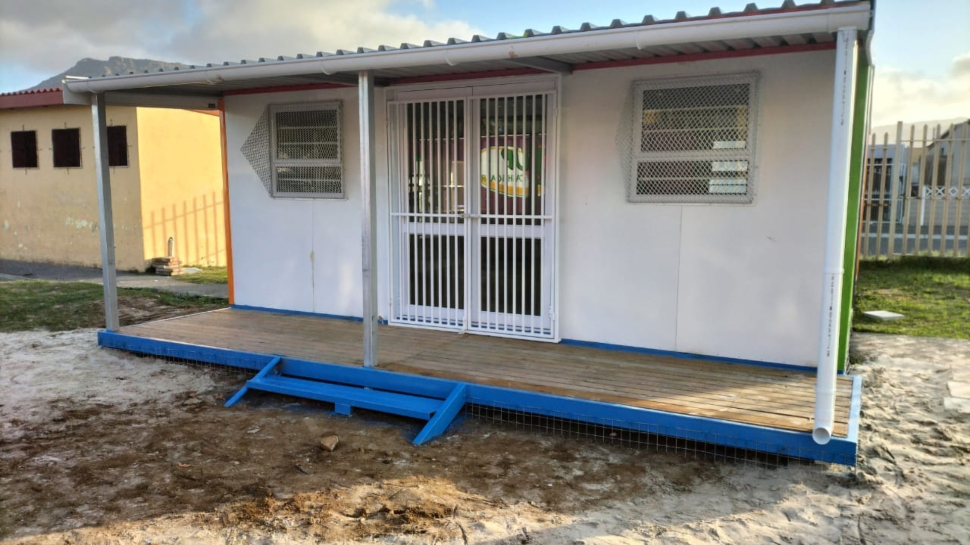 Kazin - portable classroom units